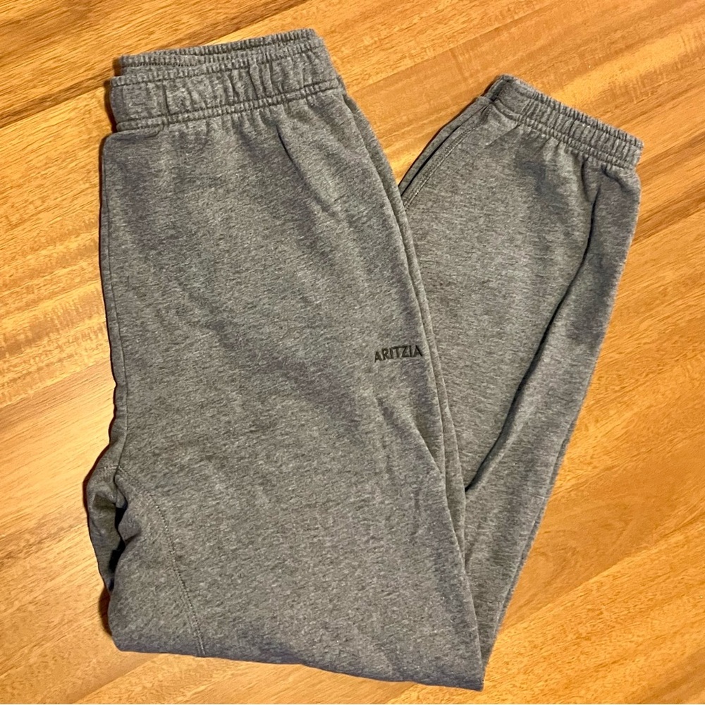Aritzia Cozy Sweatfleece Mega Fit Jogger Sweatpants - Heather Dark Gray